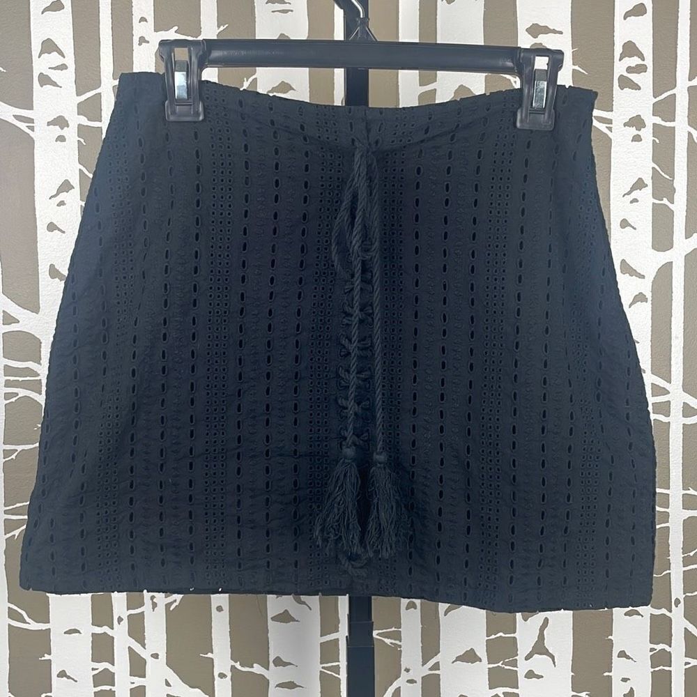 Leith Black Cotton Eyelet Mini Skirt sz M